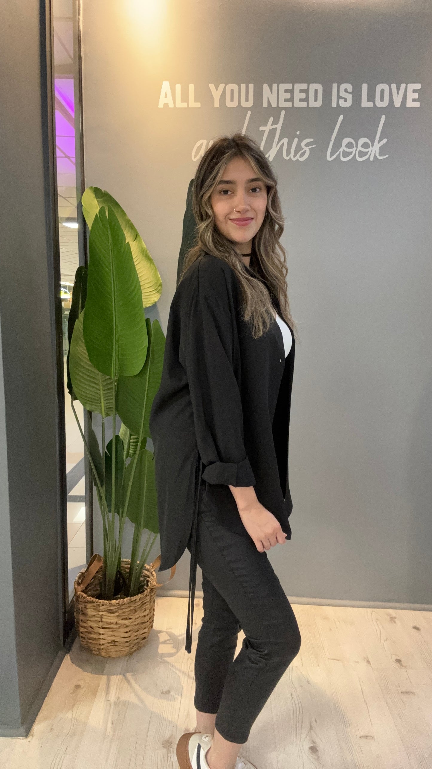 BLUSA OVERSIZE NEGRA