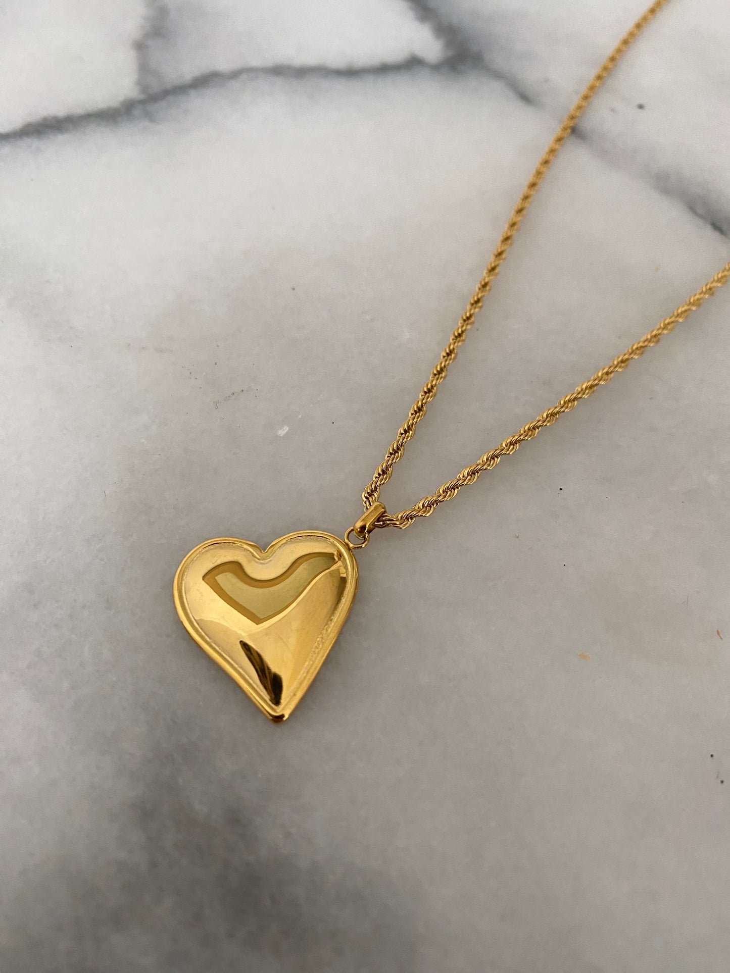 COLLAR MAXI CORAZÓN