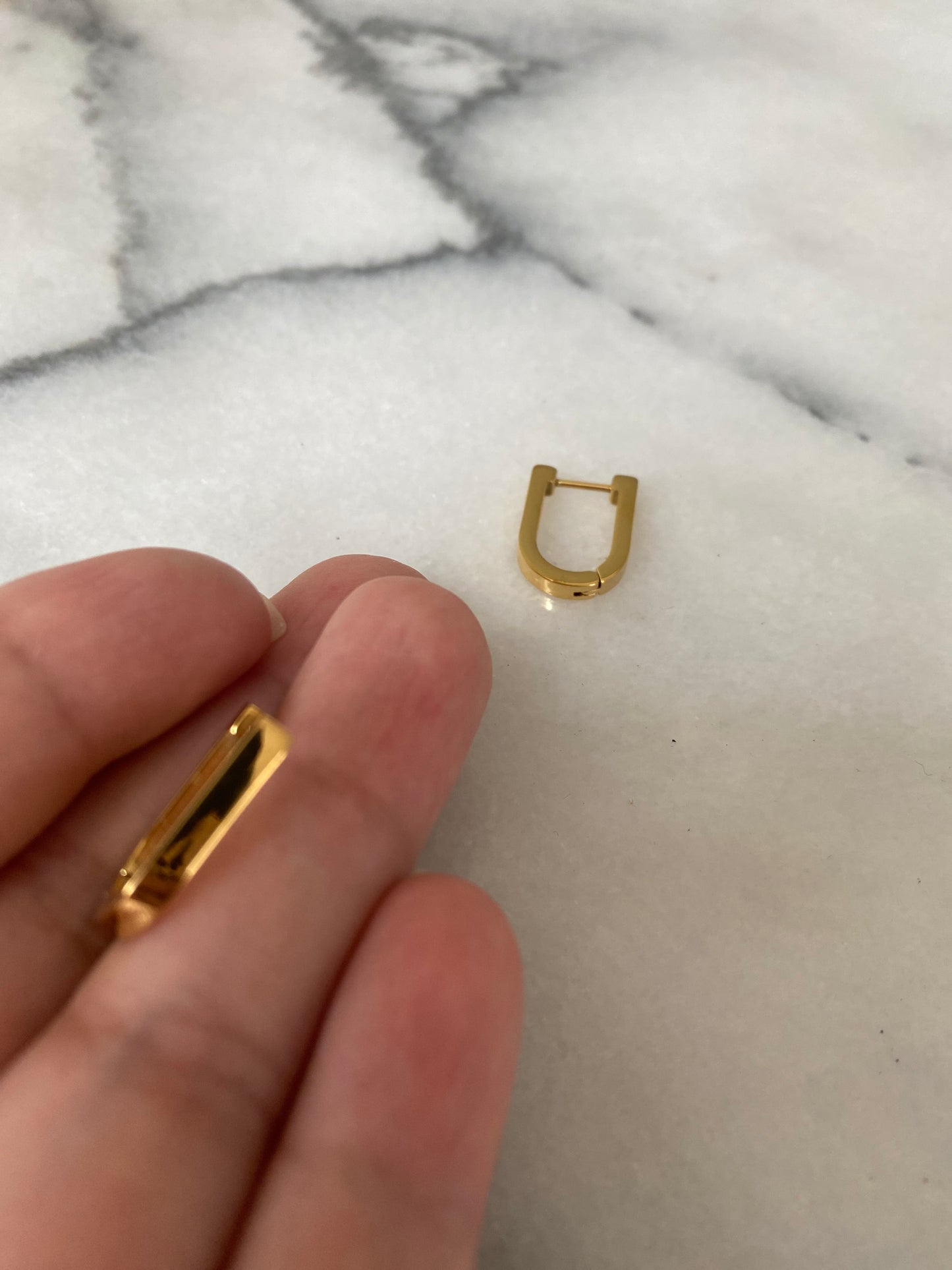 ARGOLLA MINIMALISTA