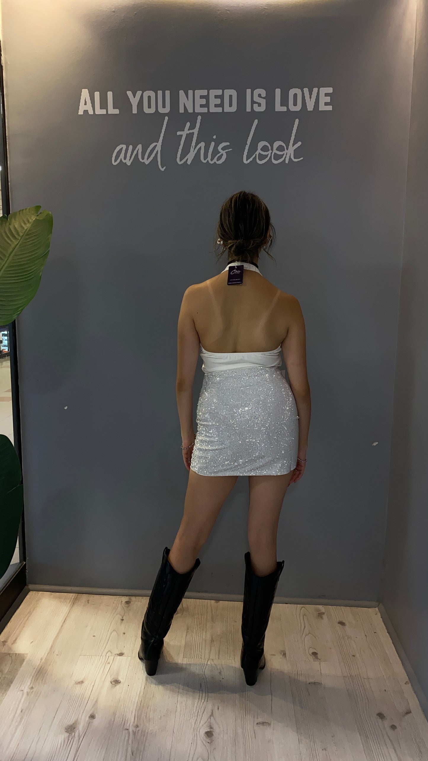 FALDA BRILLANTE BLANCA