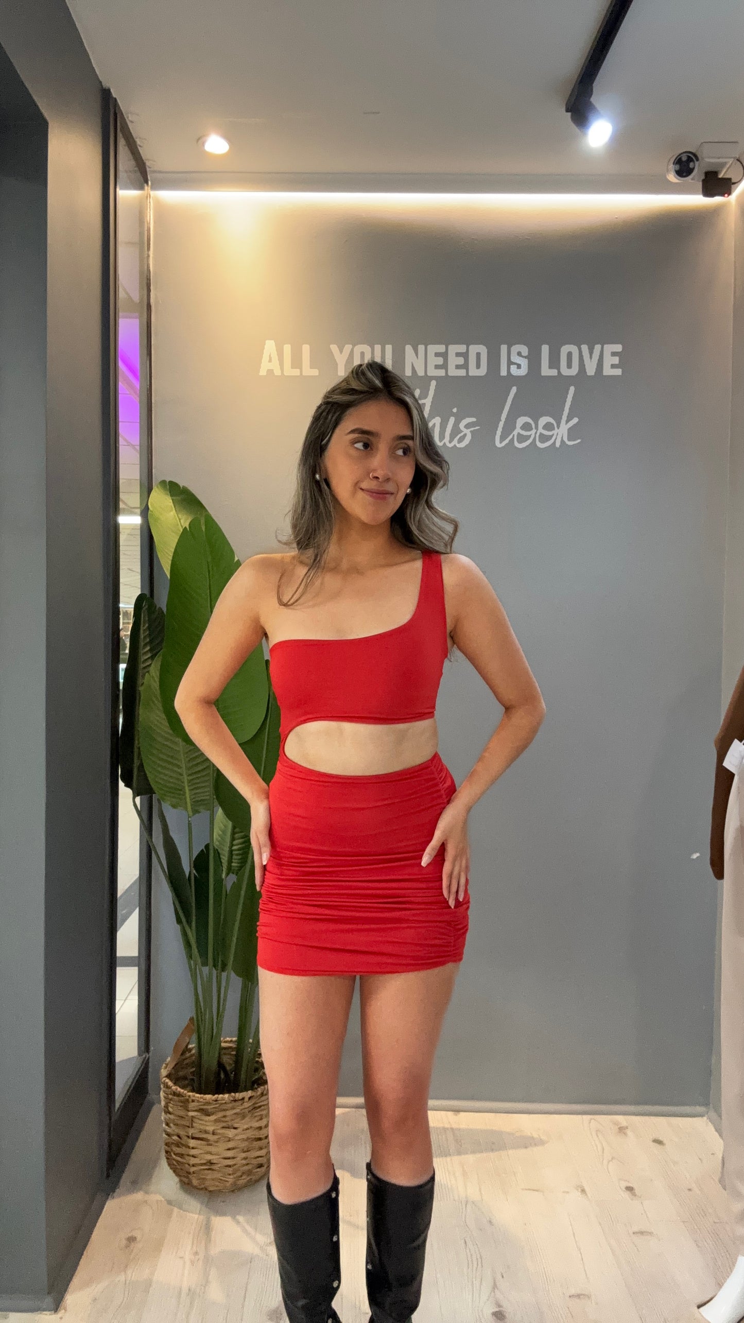 VESTIDO ASIMÉTRICO ROJO
