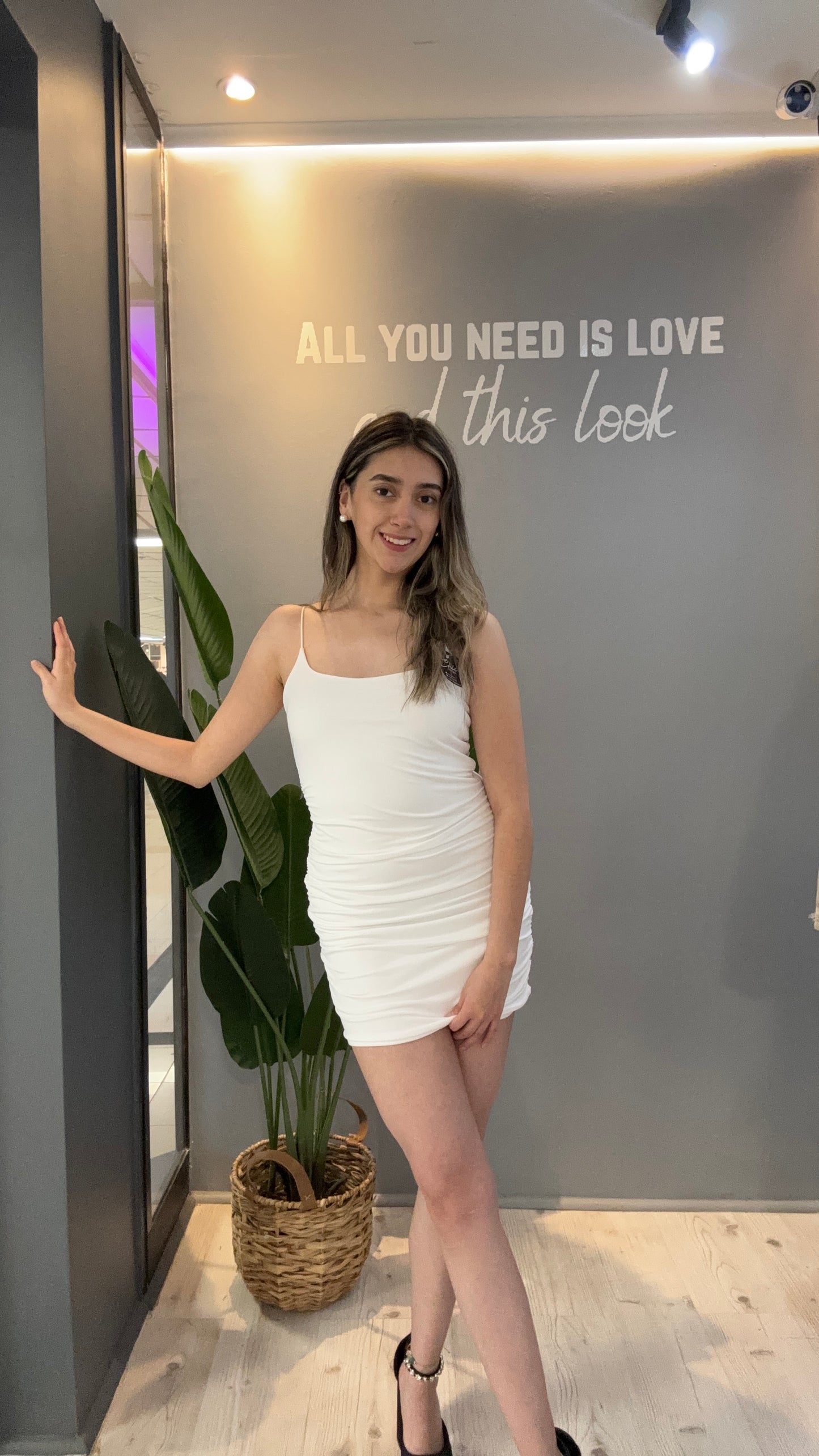 VESTIDO BLANCO BÁSICO