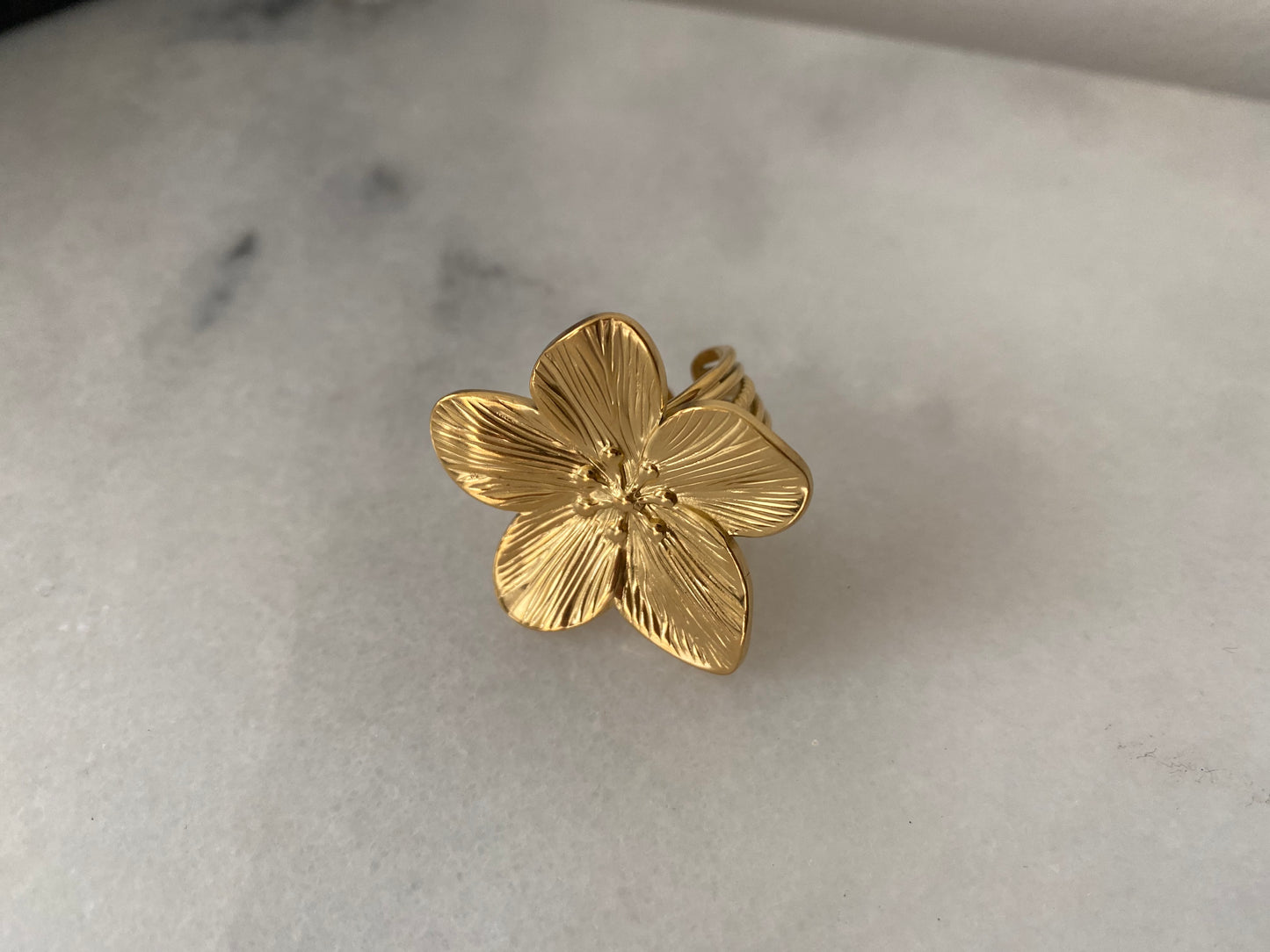 MAXI ANILLO FLOR CHUNKY