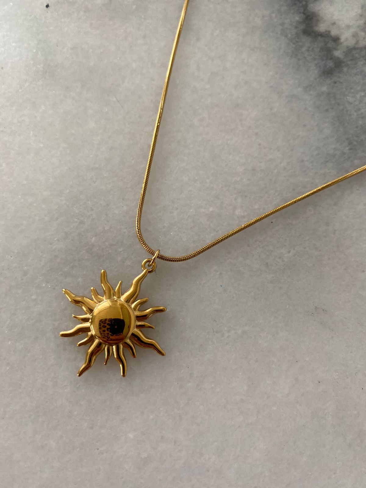 COLLAR SUN