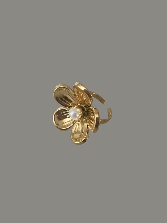 ANILLO GOLDEN PEARL FLOWER