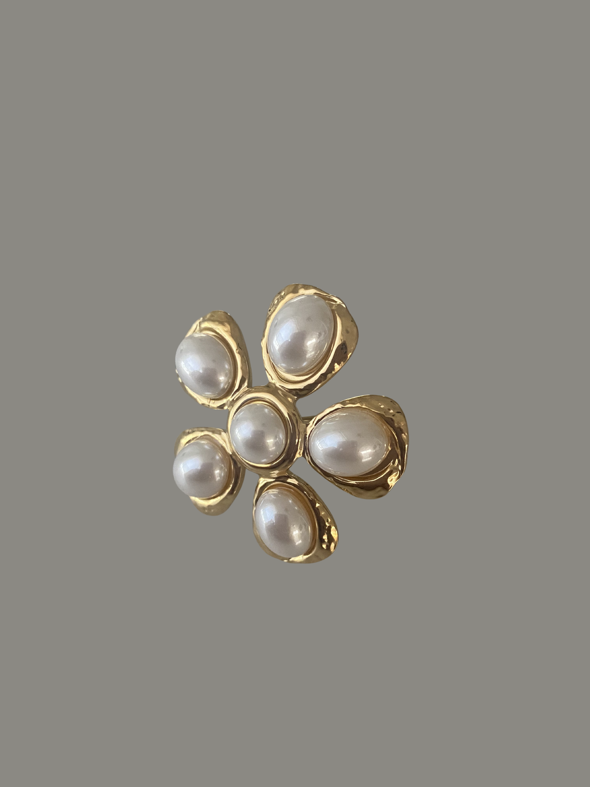 ANILLO PEARL PETALS