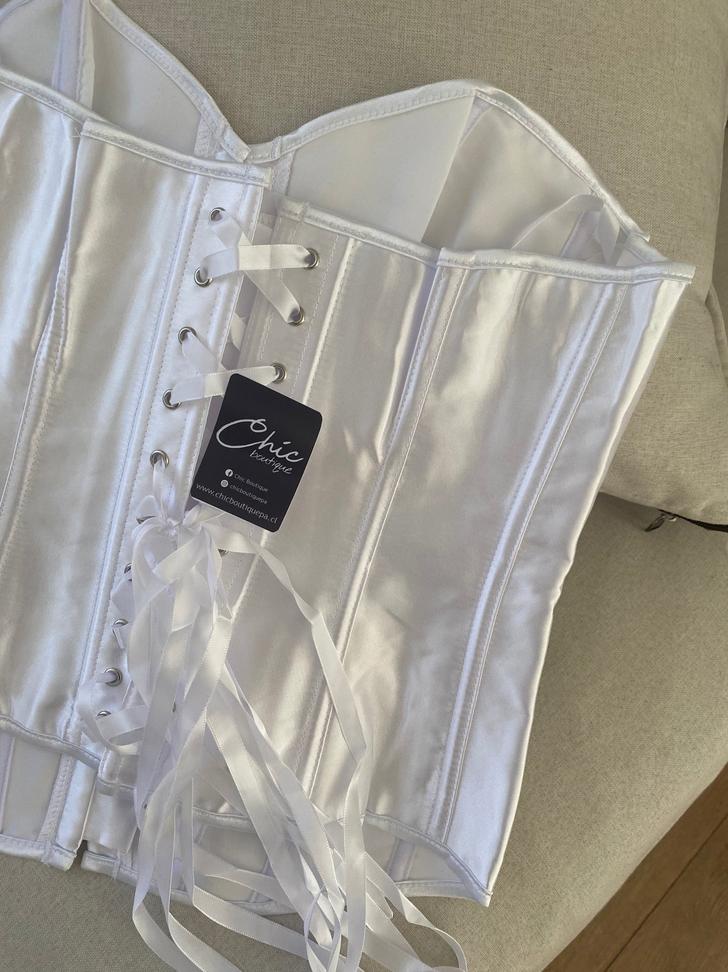 CORSÉ SATINADO BLANCO