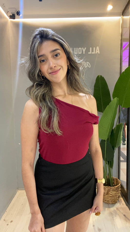 TOP HOMBRO CAÍDO BURDEO