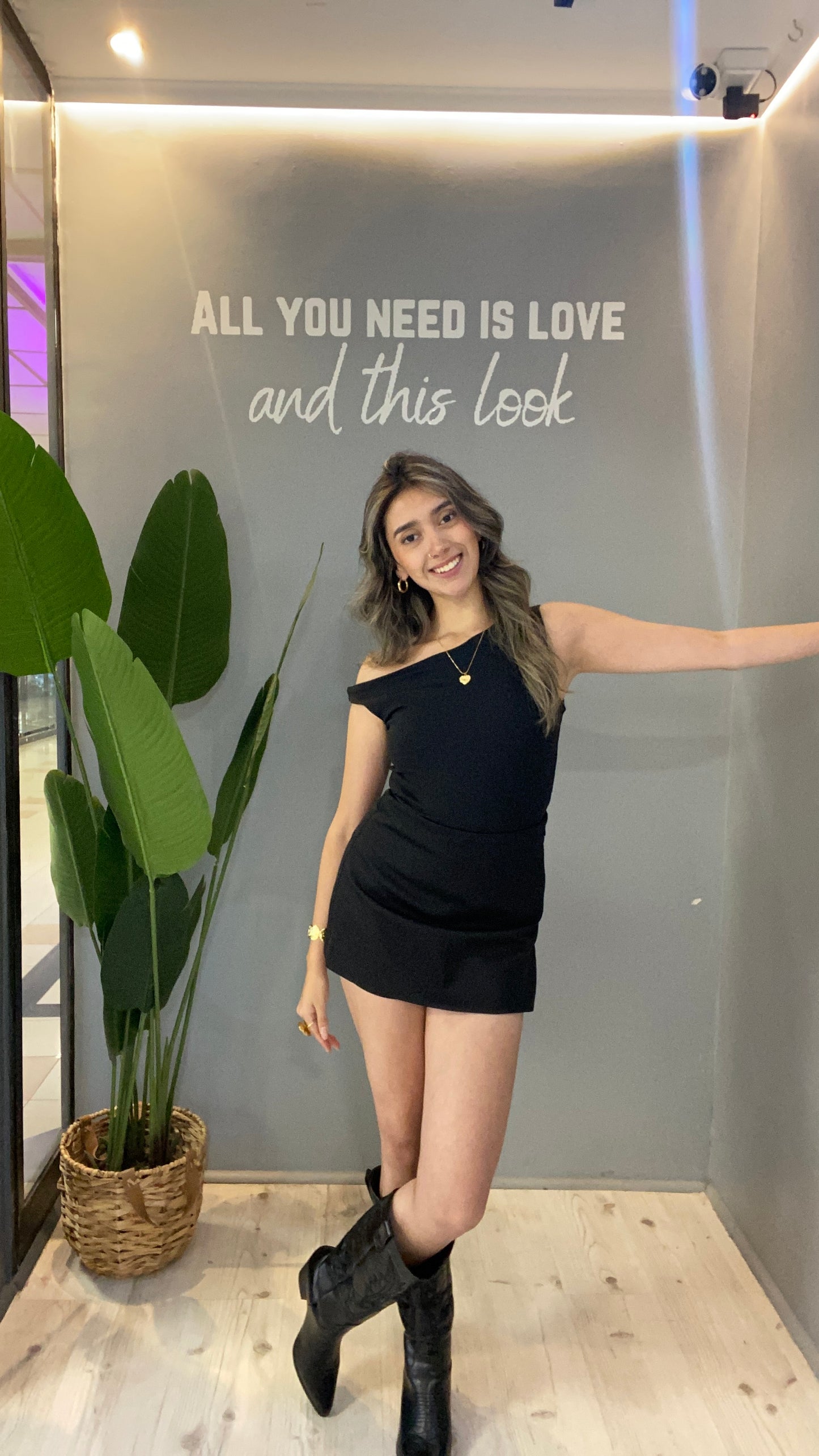 FALDASHORT SASTRERA NEGRA