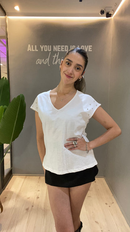 TOP CUELLO V TENDENCIA BLANCO