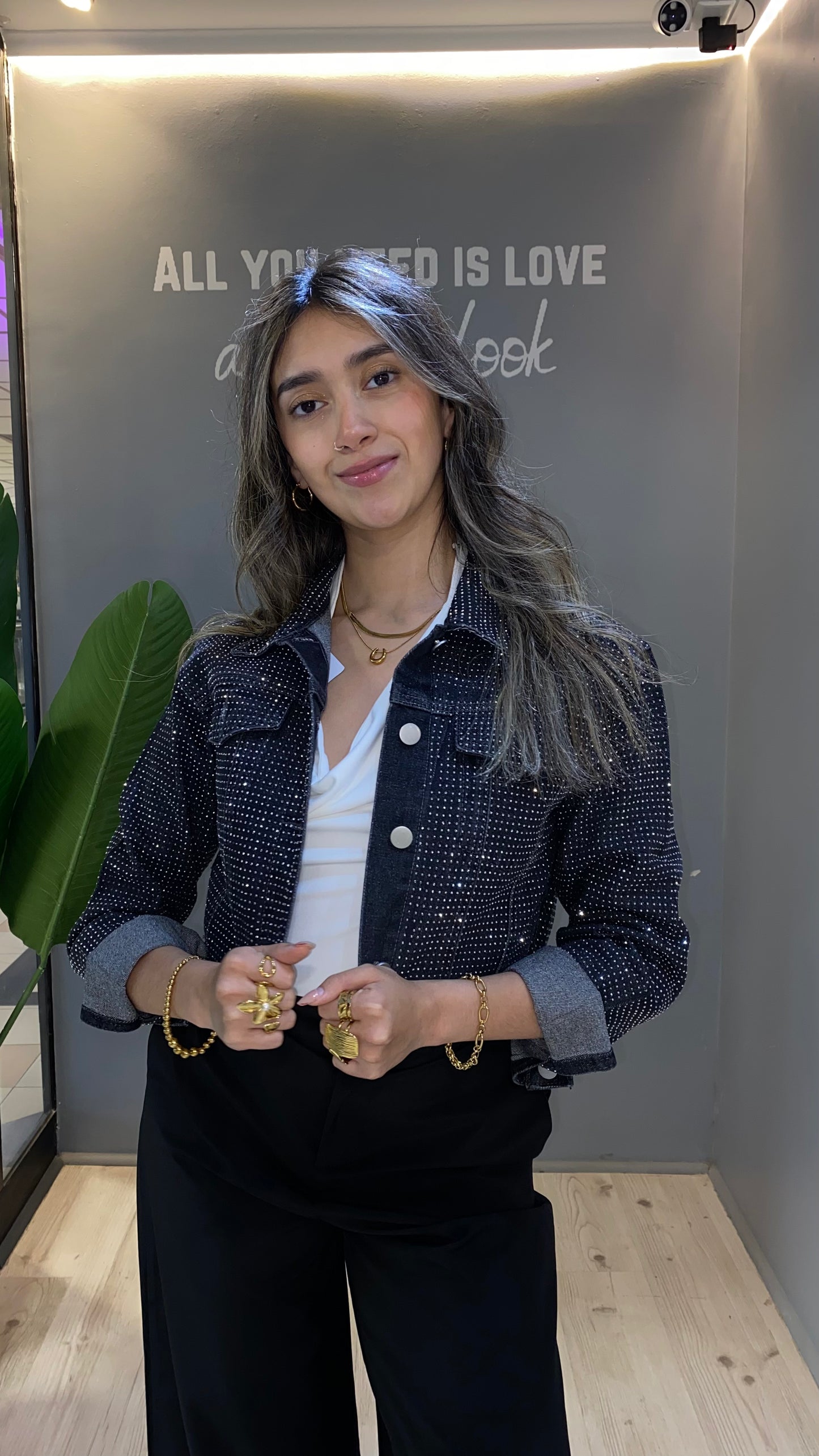 CASACA BRILLOS NEGRA J