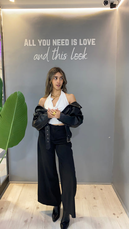 CASACA ECOCUERA NEGRA CON TOQUES PLATEADOS