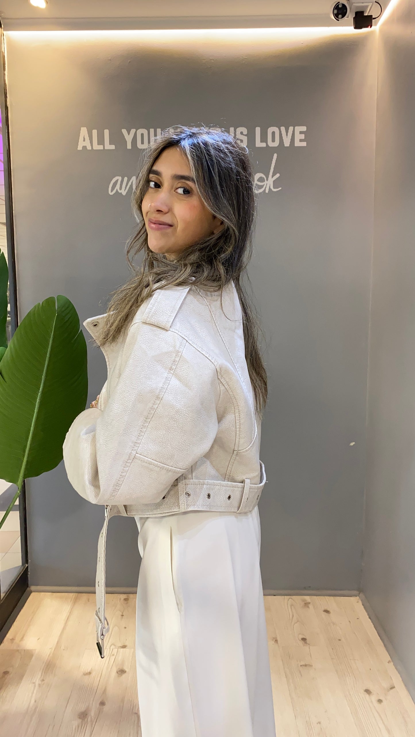 CASACA ECOCUERO BEIGE