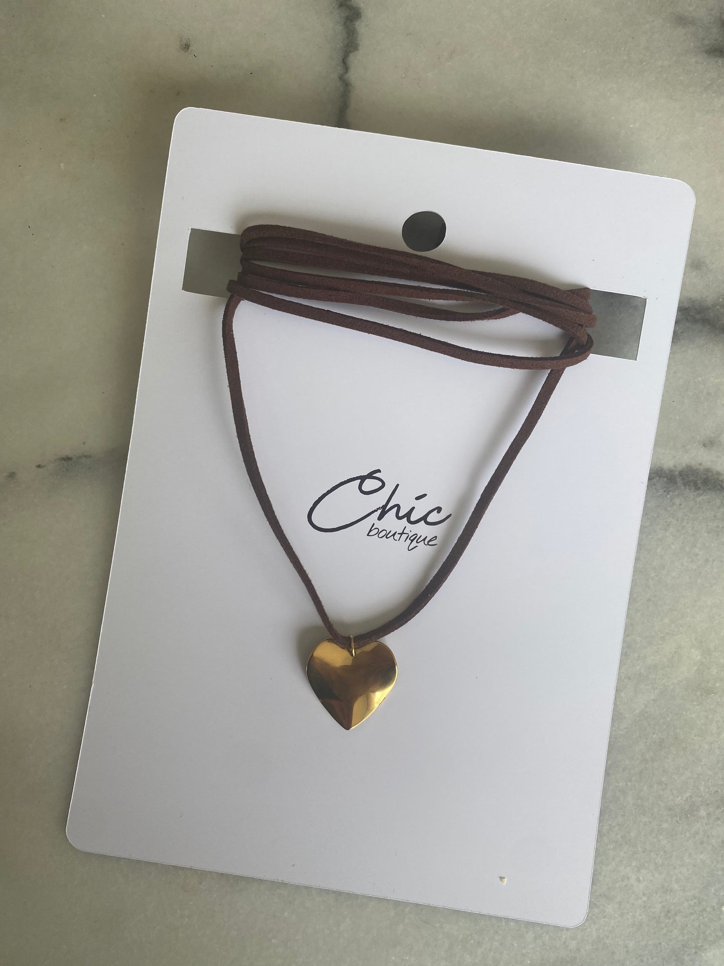 COLLAR ECOCUERO CORAZÓN PEQUEÑO V