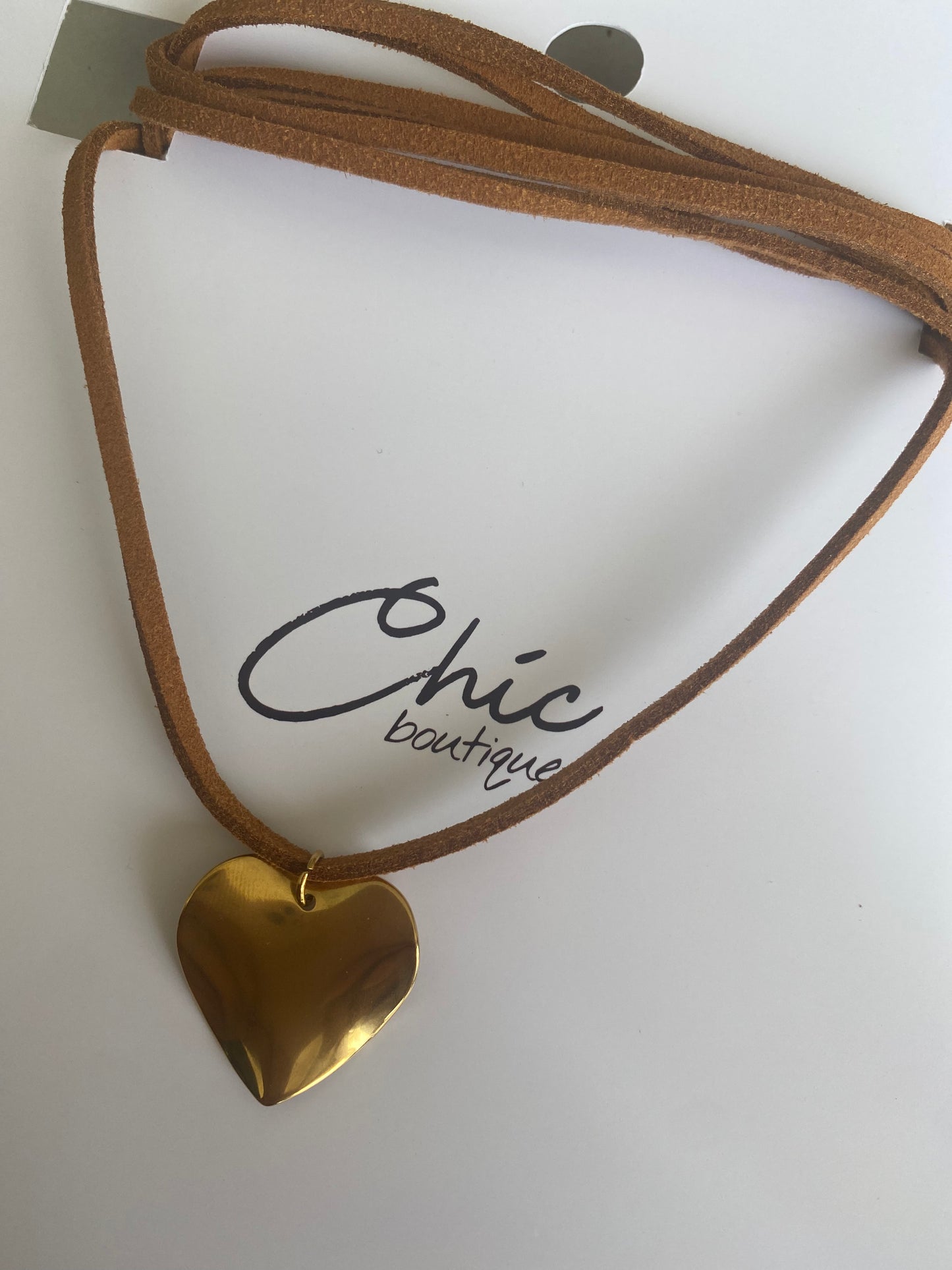 COLLAR ECOCUERO CORAZÓN PEQUEÑO II