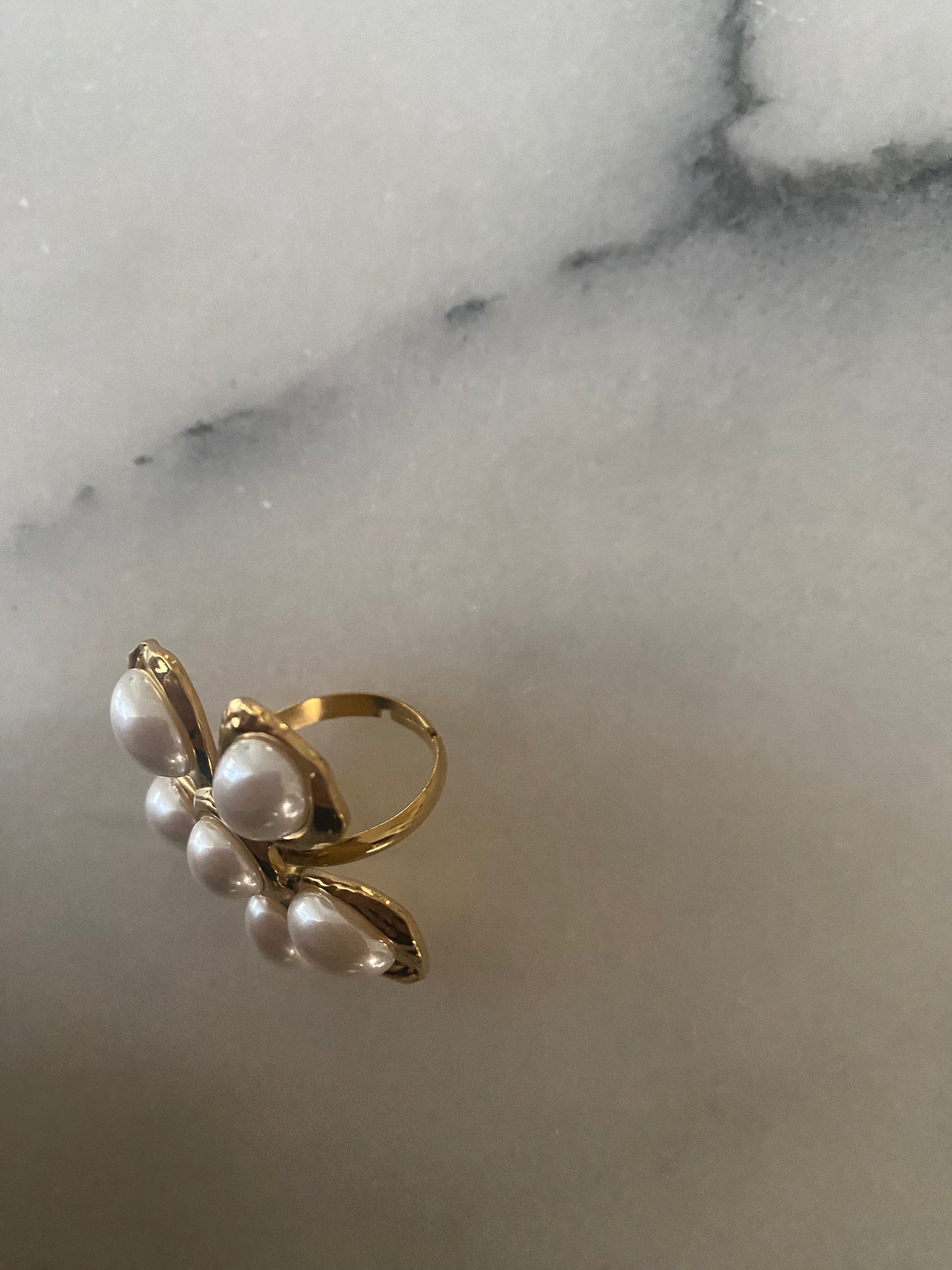 ANILLO PEARL PETALS