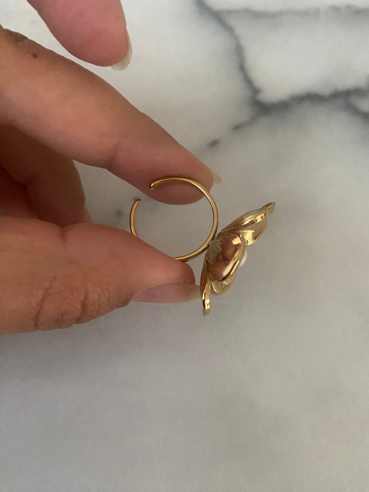 ANILLO GOLDEN PEARL FLOWER