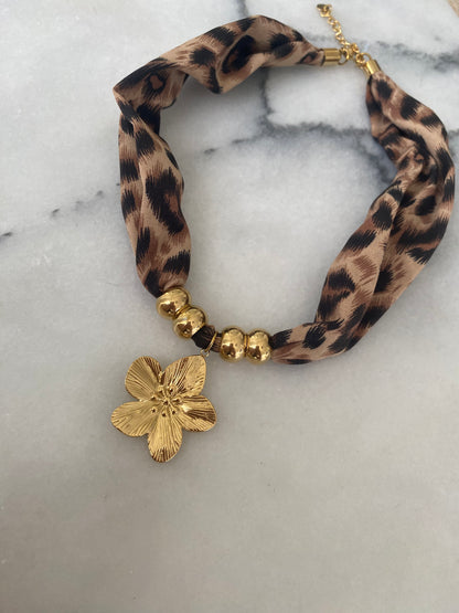 COLLAR DALIA