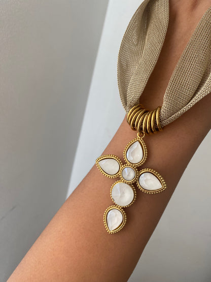 COLLAR MARÍA