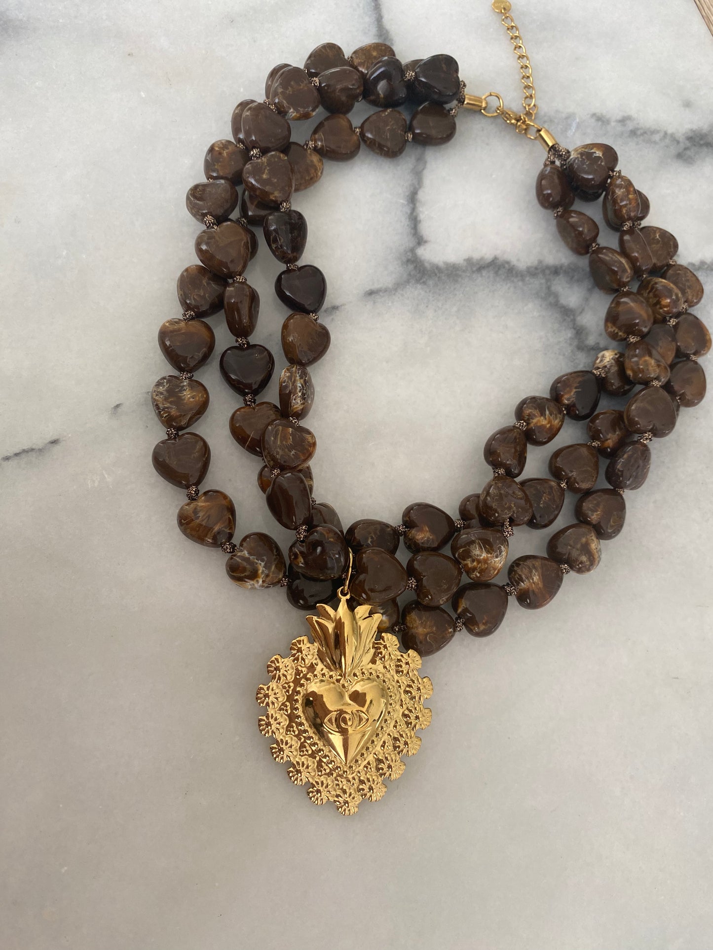 COLLAR DE PIEDRAS HEART QUEEN