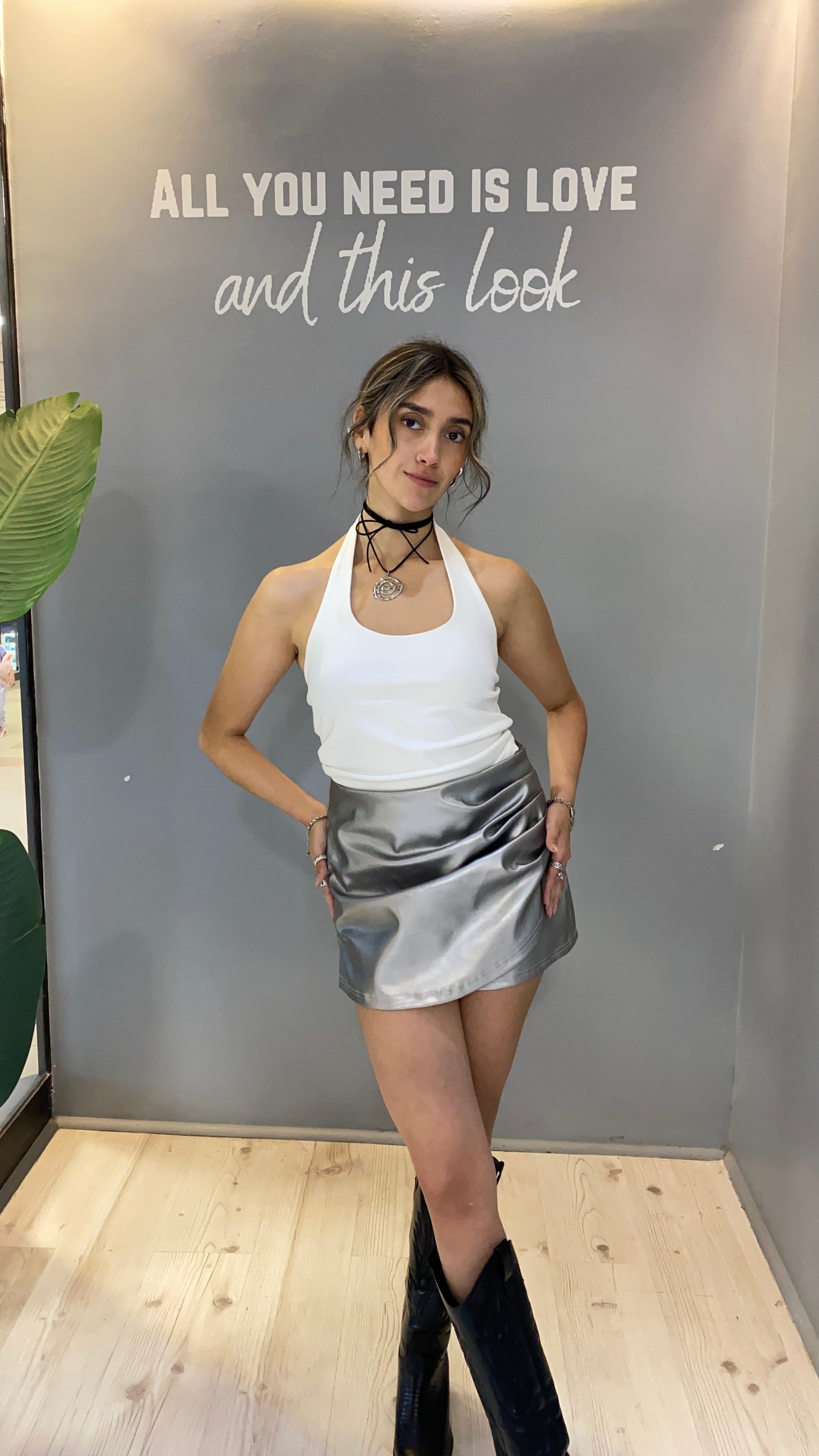 FALDASHORT ECOCUERO PLATEADA