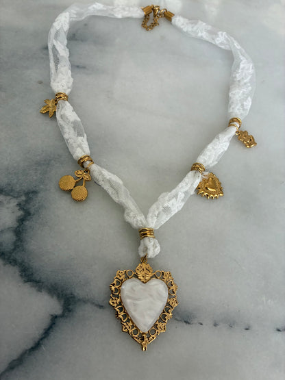 COLLAR ALMA DE ENCAJE