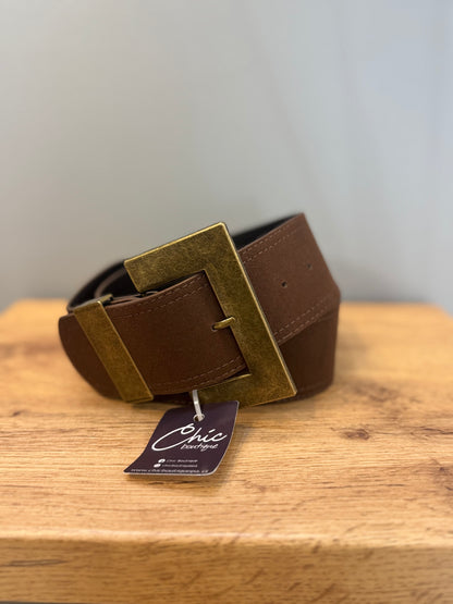 CINTURÓN GAMUZADO MAXI HEBILLA CAFÉ