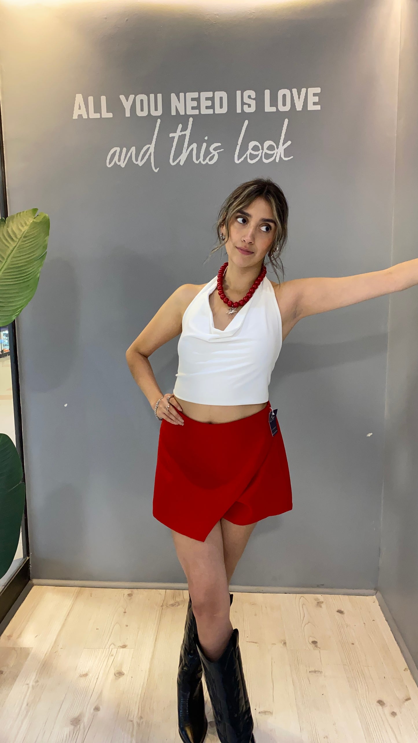 FALDASHORT SASTRERA ROJA