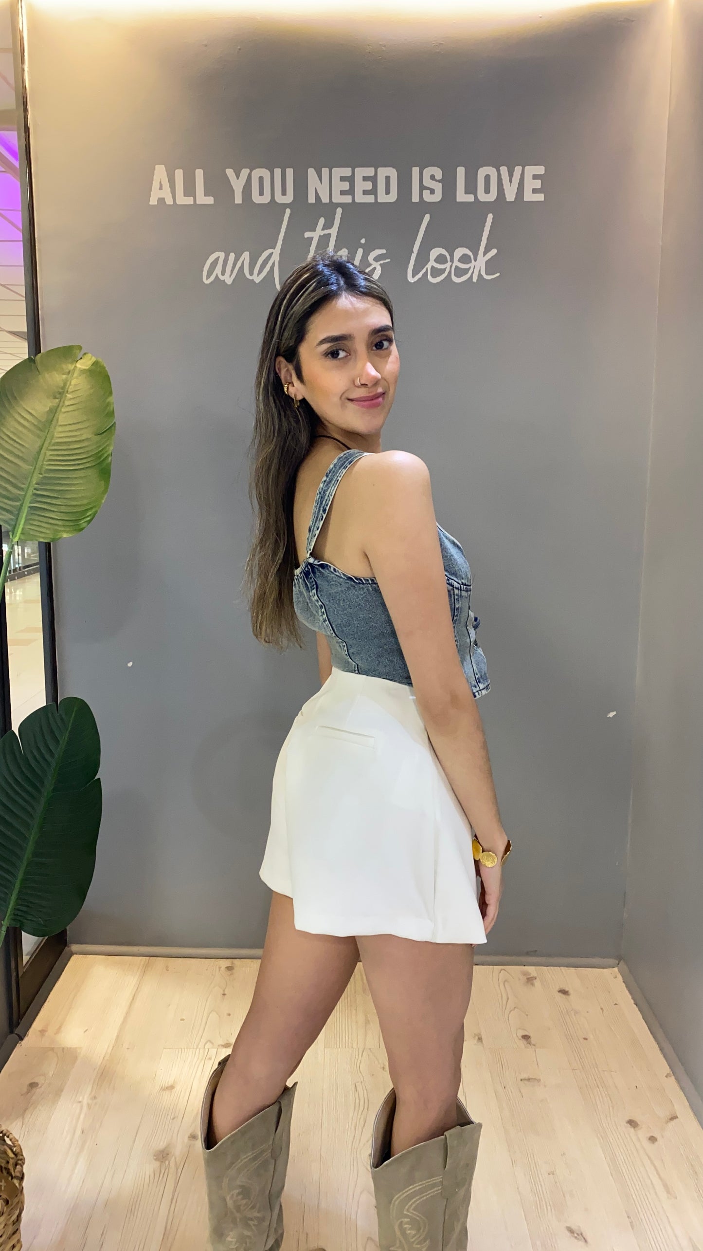 FALDA SHORT SASTRERA BLANCO