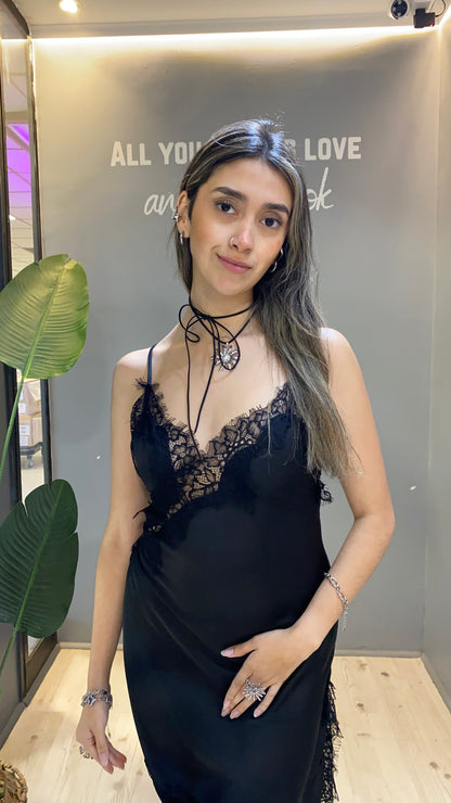 VESTIDO LENCERO NEGRO