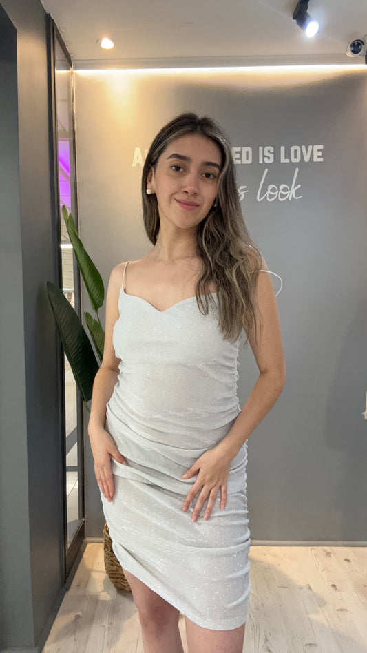 VESTIDO PLATEADO