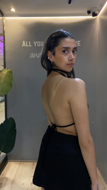 TOP LENTEJUELAS PLATEADO ESTILO MARIPOSA