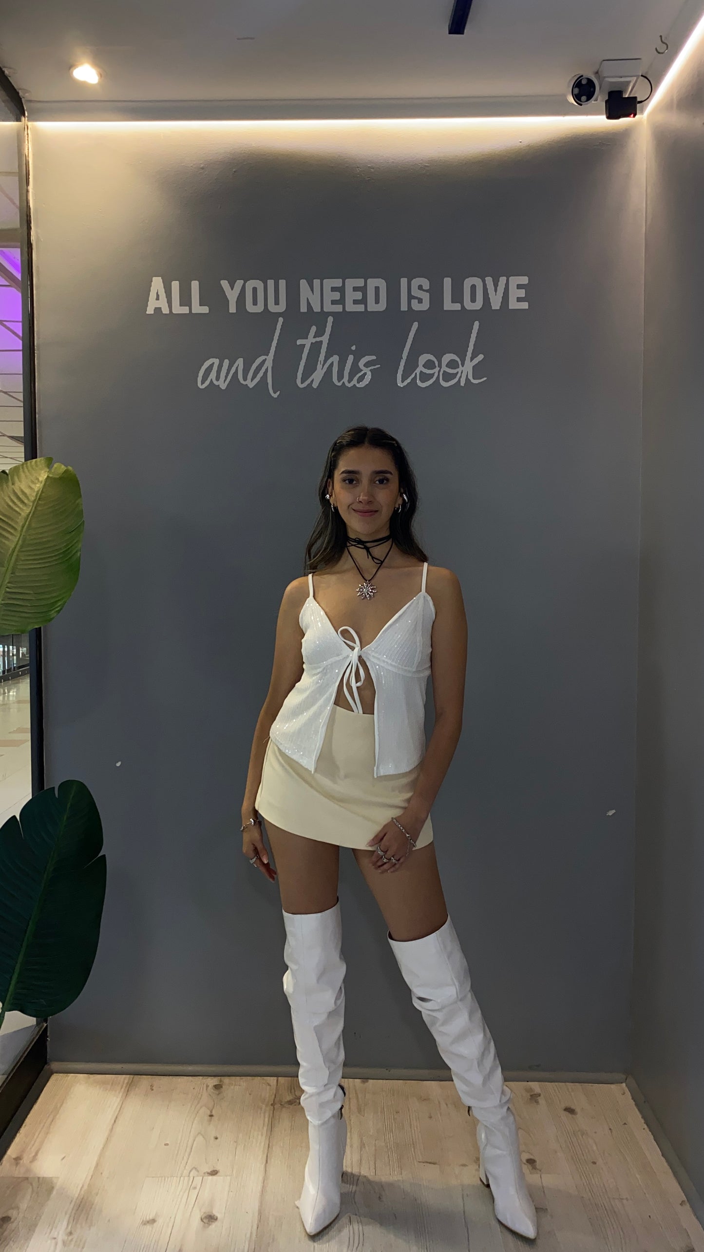 TOP LENTEJUELAS BLANCO