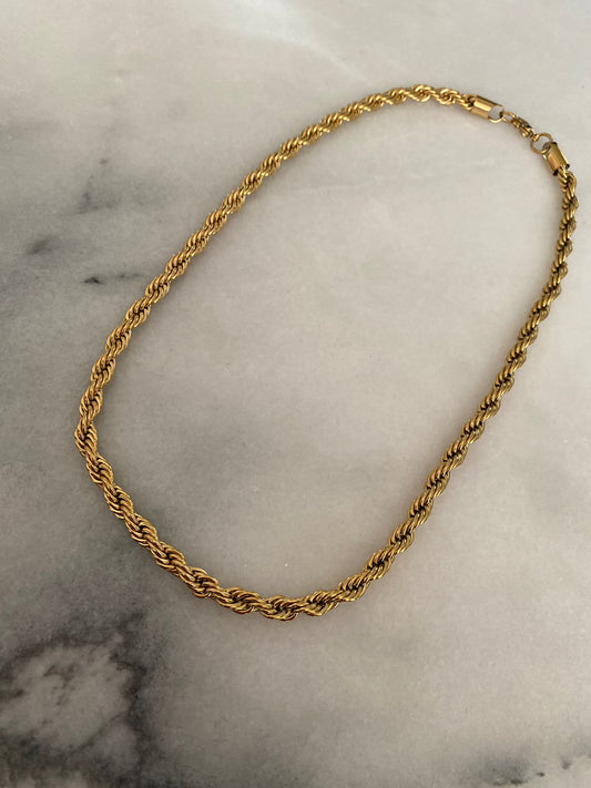 COLLAR MAXI TURBILLON