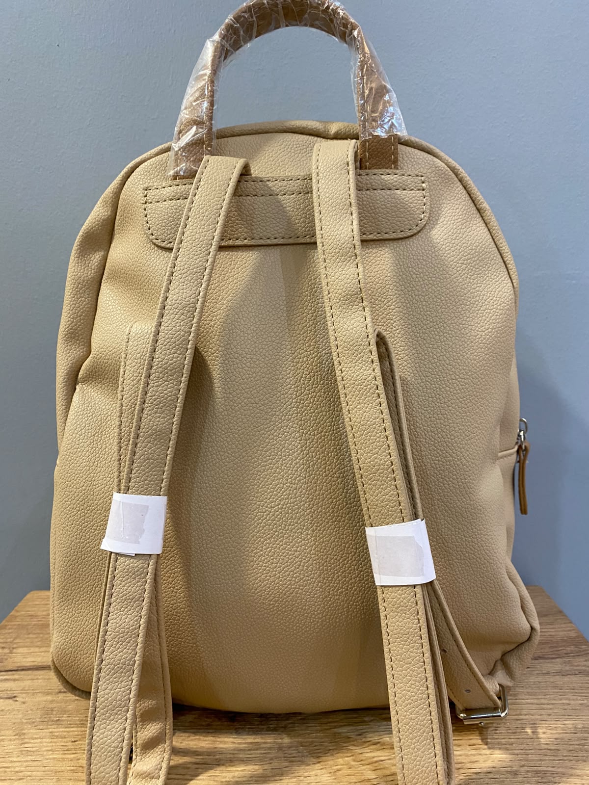 MOCHILA BEIGE