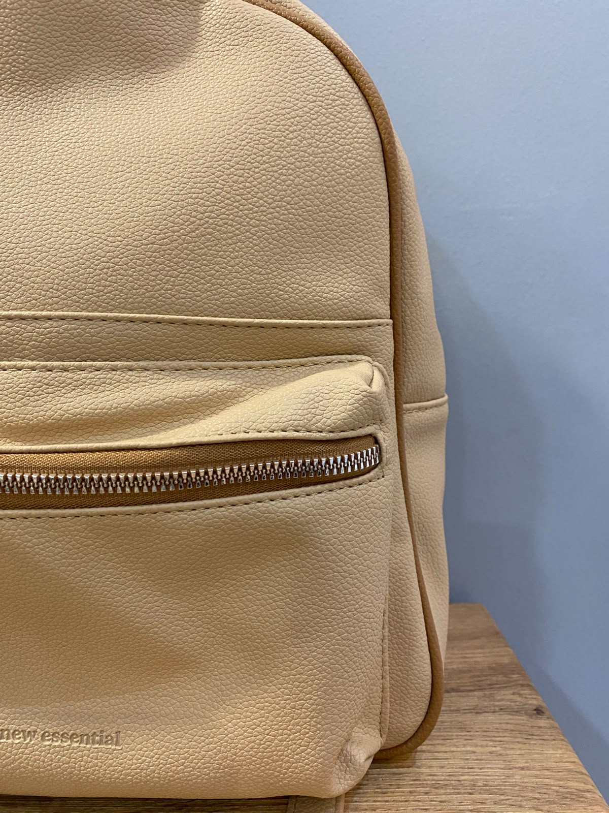 MOCHILA BEIGE