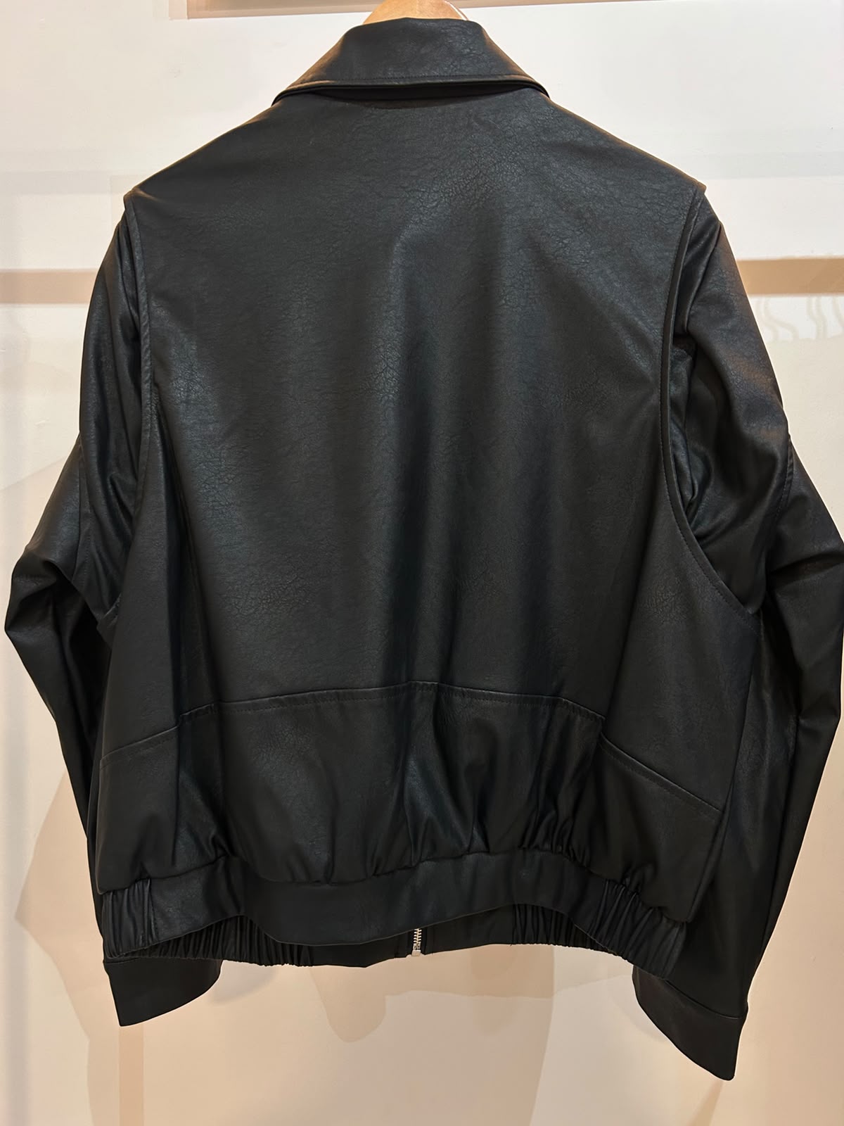 CHAQUETA ECOCUERO NEGRO