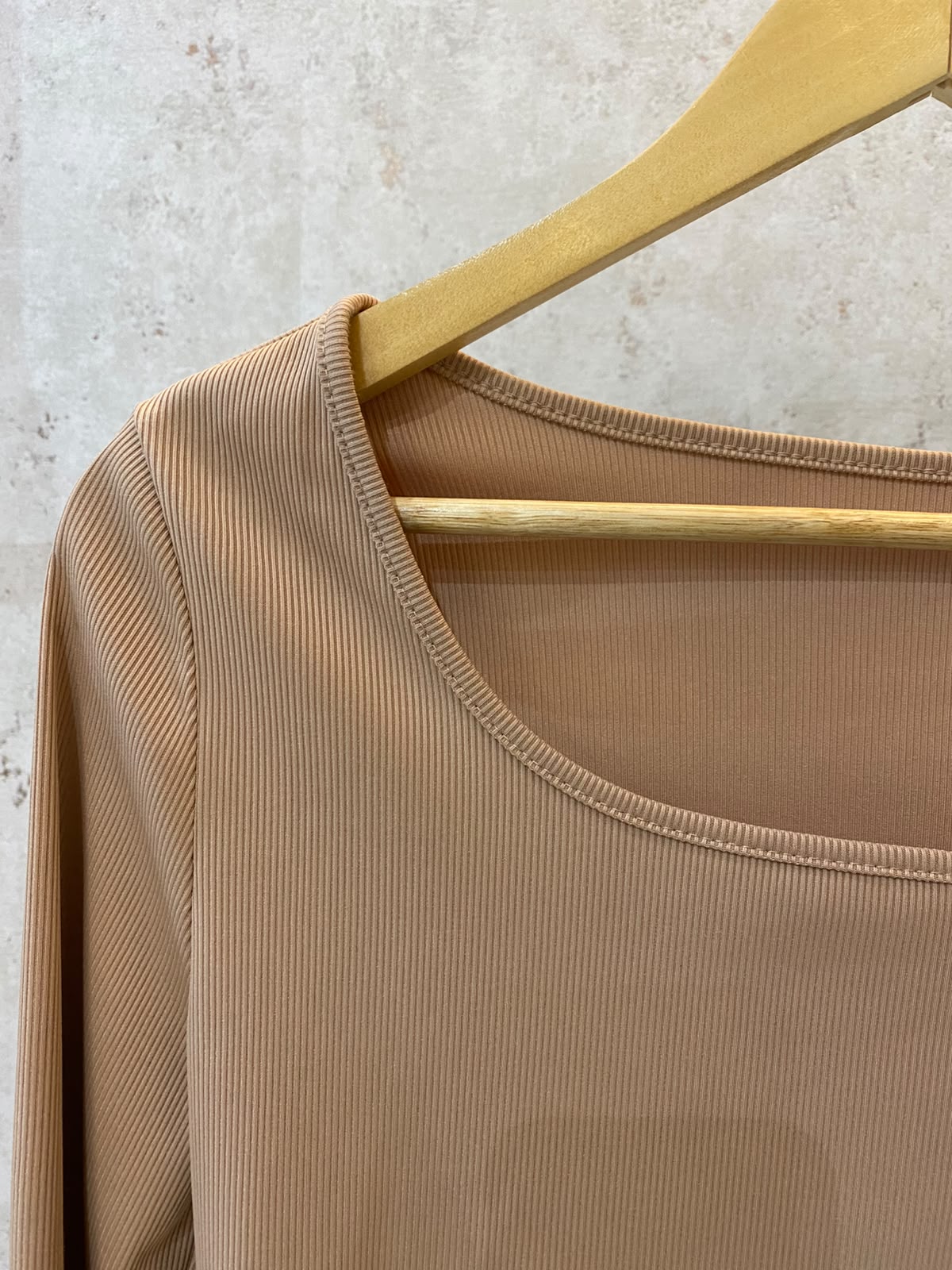 POLERA BEIGE