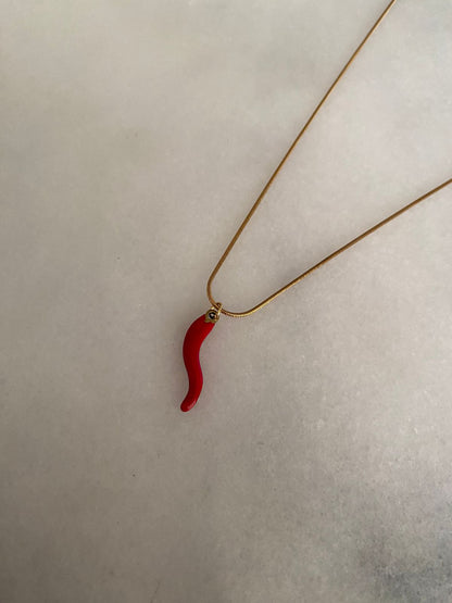 COLLAR SPICY CHILI RED