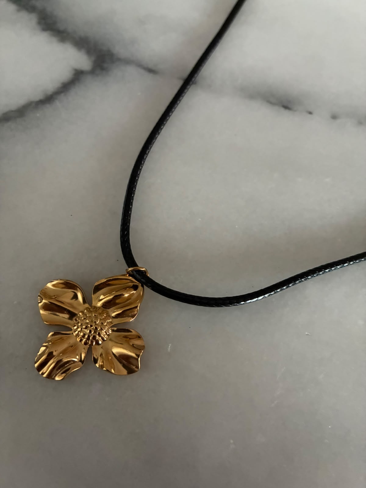 Choker ecocuero