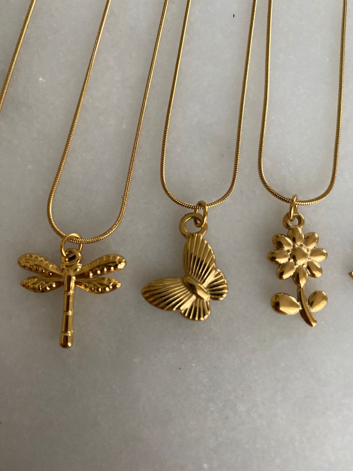 COLLARES