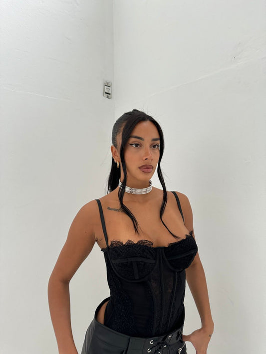 CORSÉ MILIPILI NEGRO