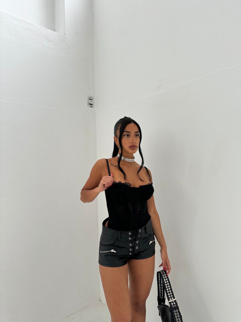CORSÉ MILIPILI NEGRO